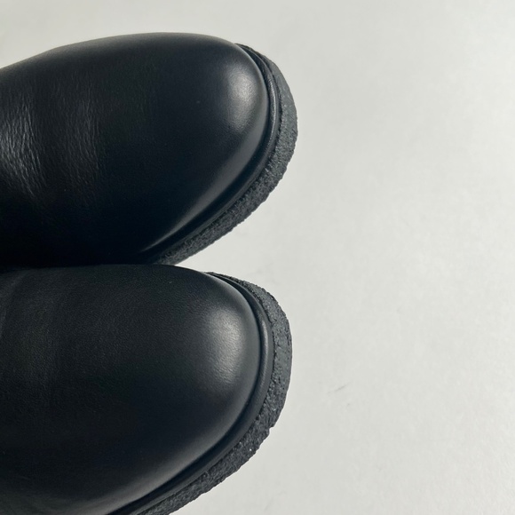 Men’s Vince Black Genuine Leather Rubber Outsole Chelsea Boots size 8.5 main image 6